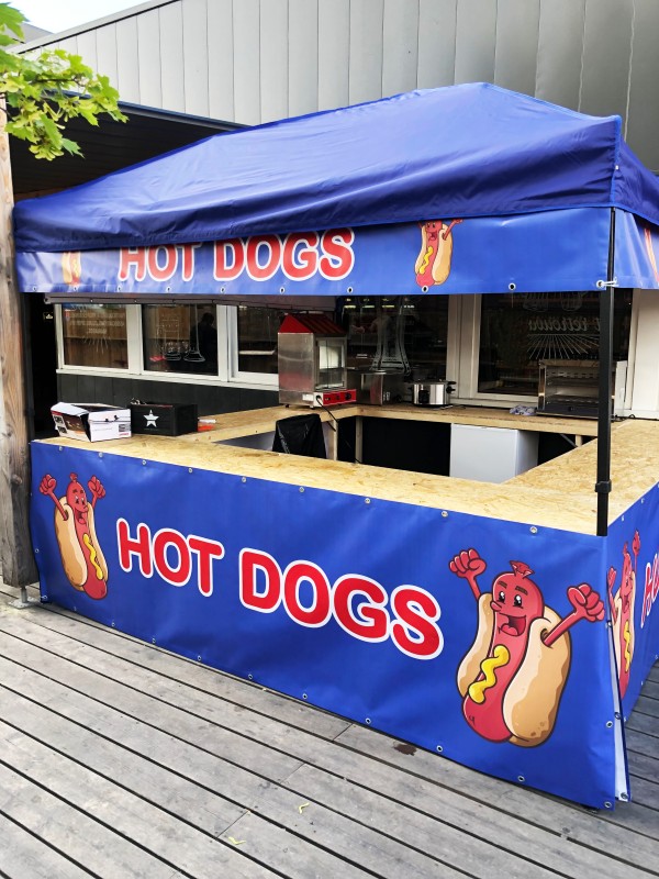 Location stand et matériel pour hot dog à Bordeaux